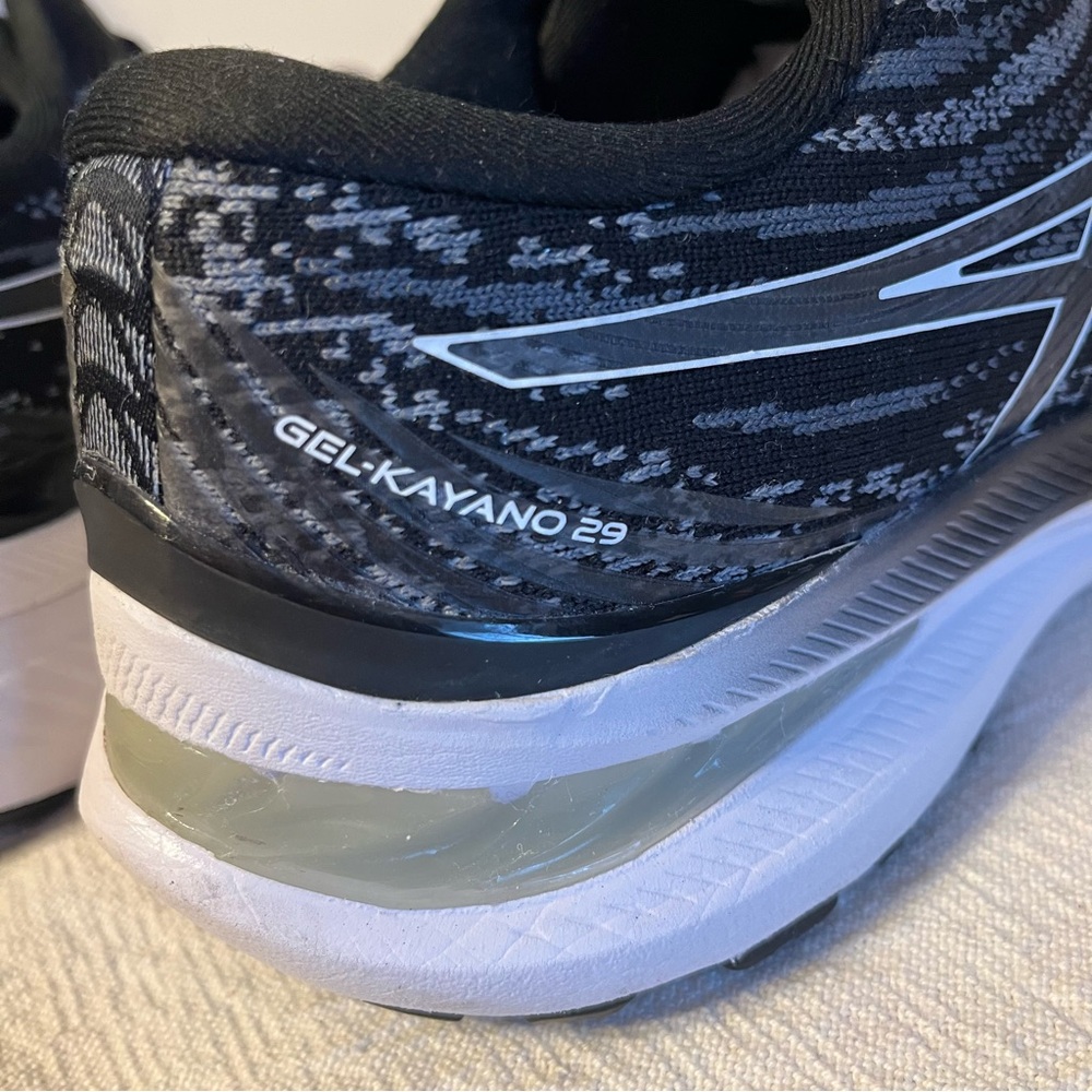 ASICS Women’s Gel-Kayano 29 Running Shoes. - Picture 9 of 11